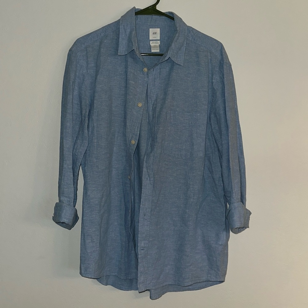 Men’s H&M Blue Button Down Shirt